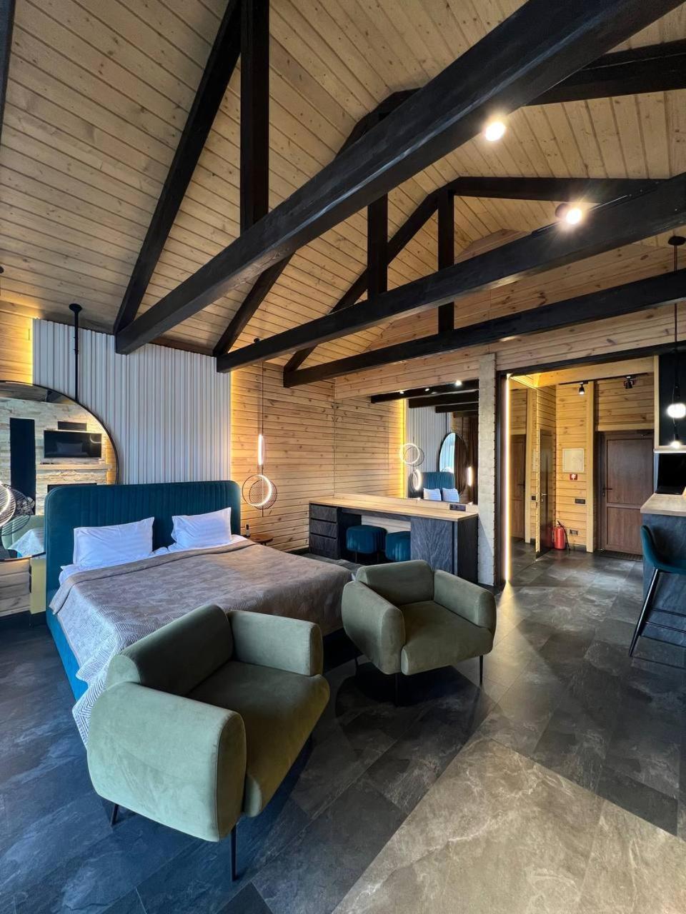 Equides Club Hotel Lesniki Bagian luar foto