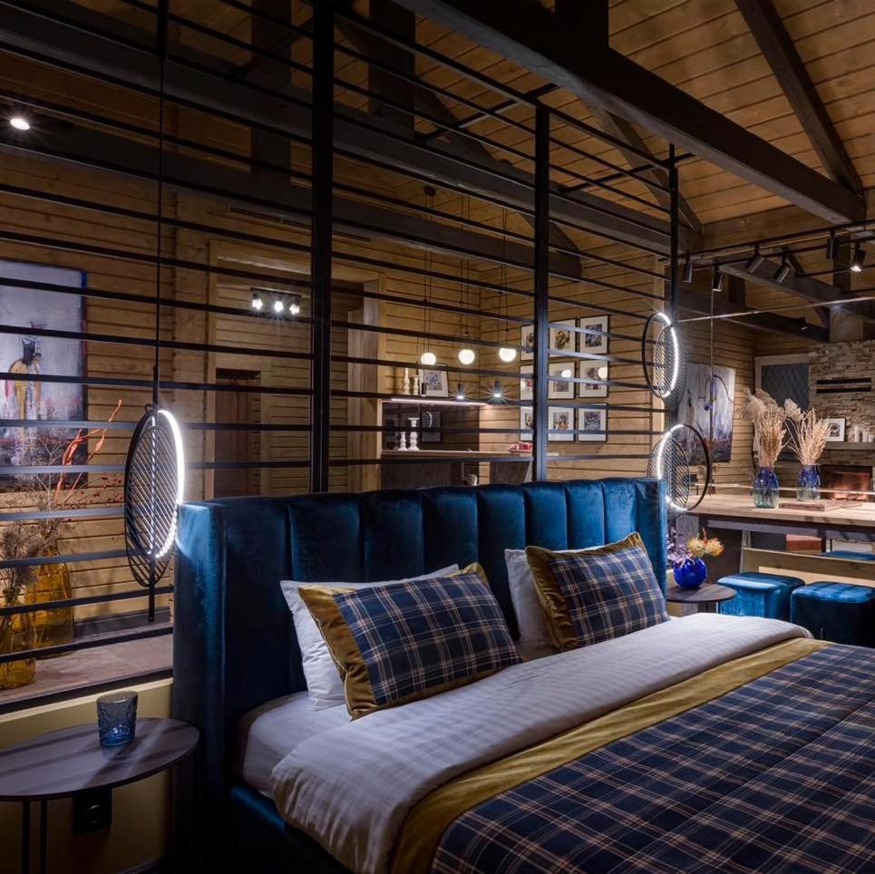 Equides Club Hotel Lesniki Bagian luar foto